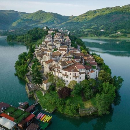 Letizia Lake House Panoramic View Appartement Colle di Tora Buitenkant foto